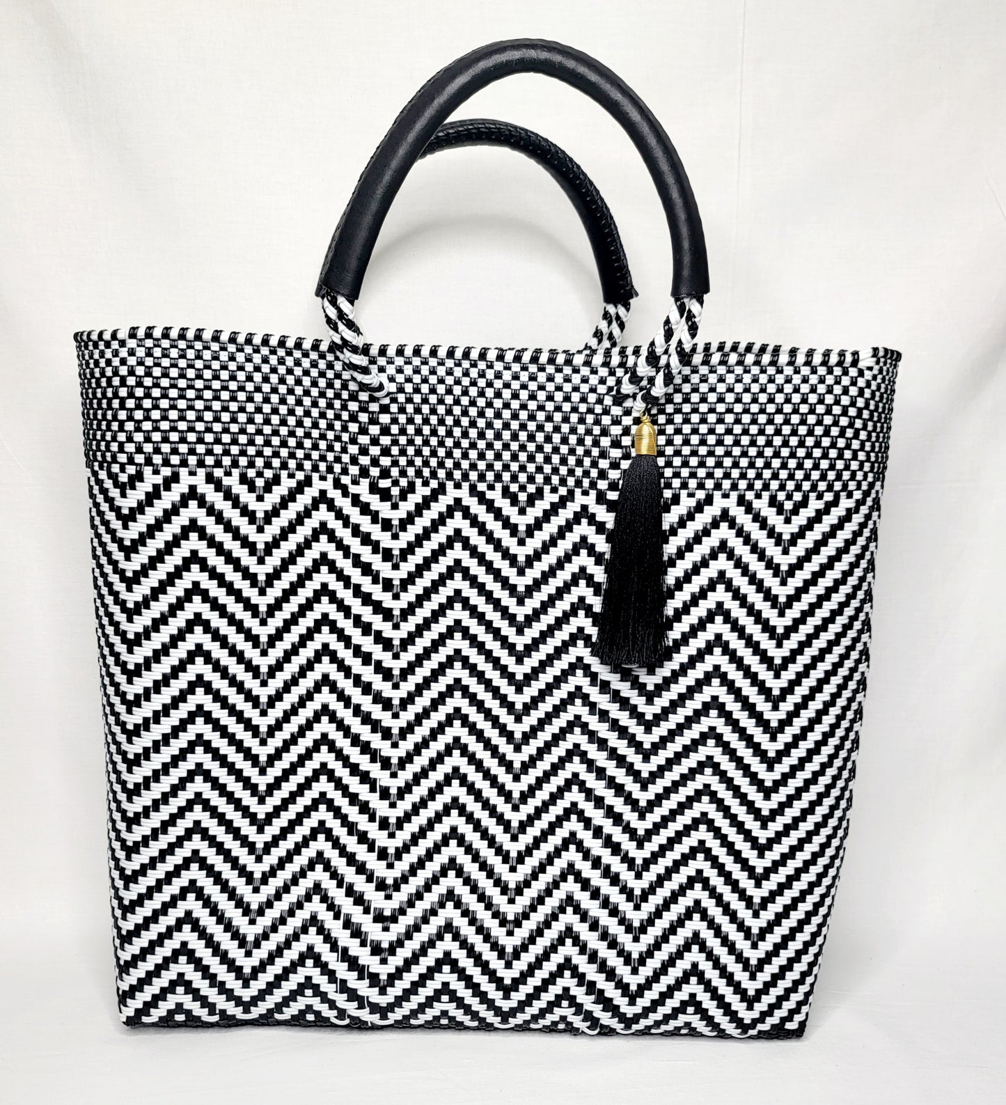 Lola Large Bag - Black & White Chevron