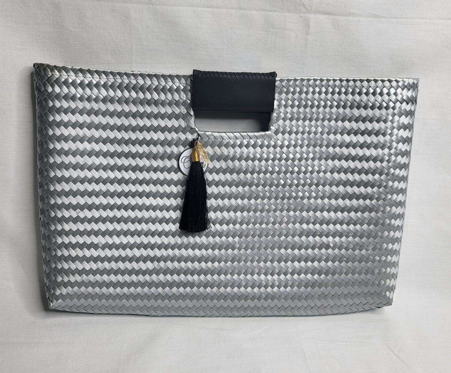 Silver Artisan Clutch - Black Handle